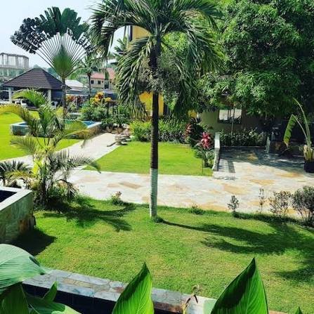 Sweet Garden Hotel & Restaurant