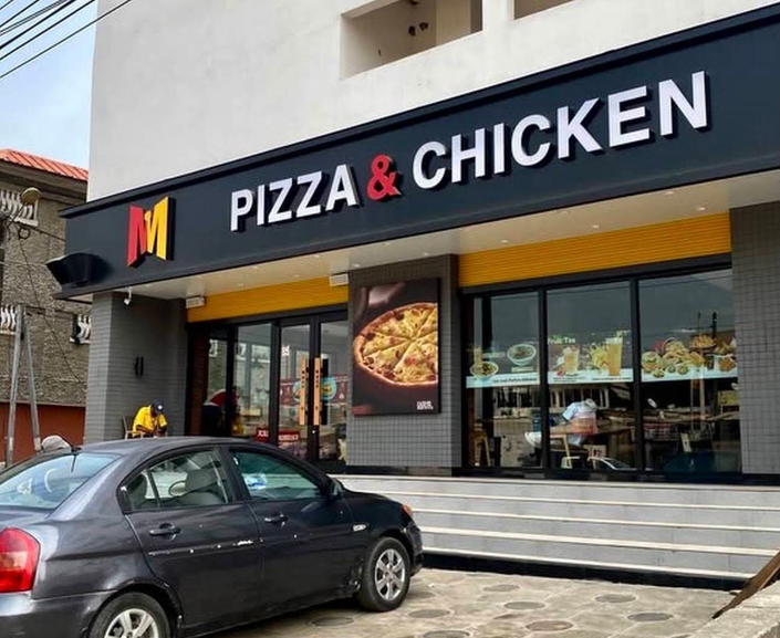 Chicken Man Pizza Suame