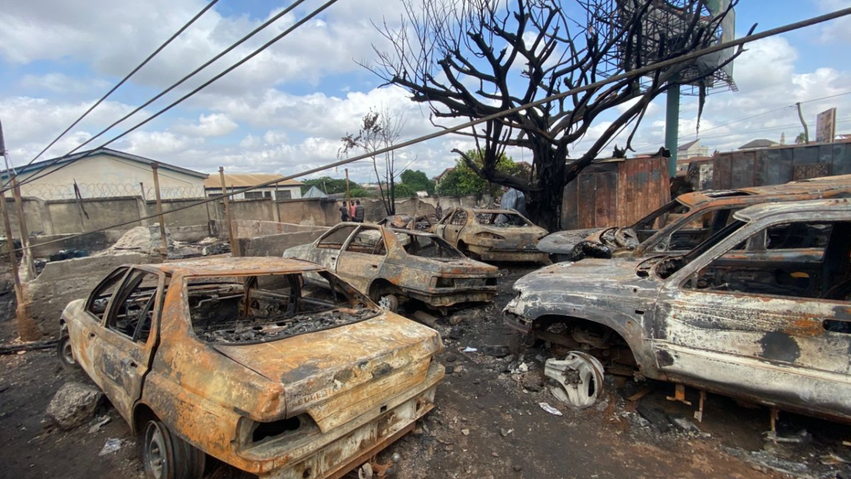 Fire Outbreak Destroys Shops and Vehicles at Mempeasem in Asawase